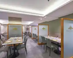 Platinum Hotel thumbnail